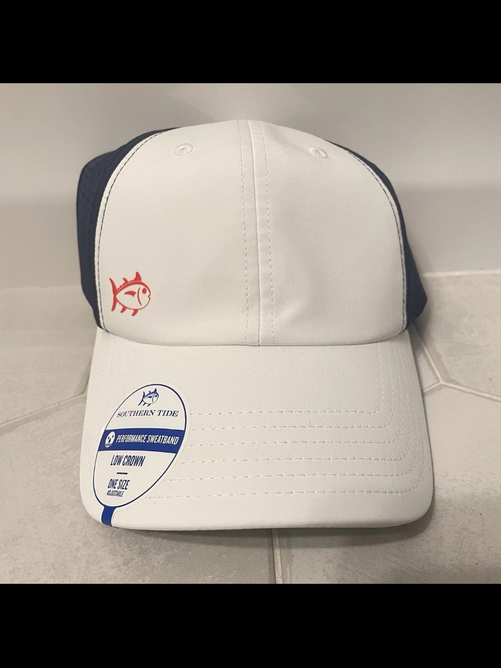 Southern Tide Salty Snapback Performance Trucker Hat Low Crown
